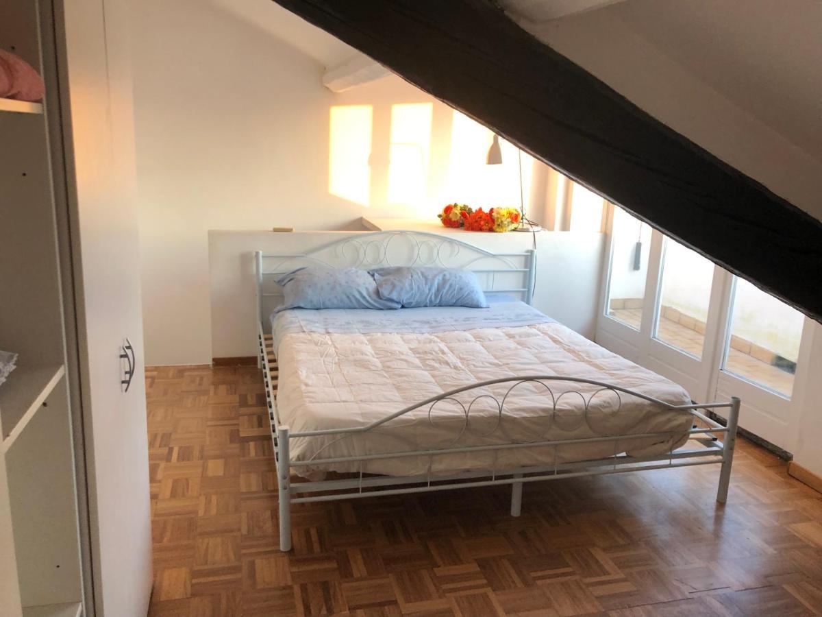 Charming 1-Bed Apartment In Milano Kültér fotó