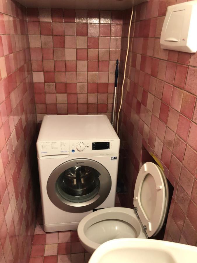 Charming 1-Bed Apartment In Milano Kültér fotó