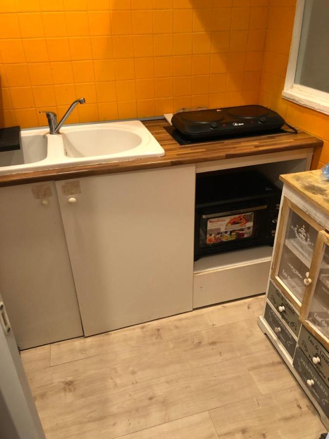 Charming 1-Bed Apartment In Milano Kültér fotó