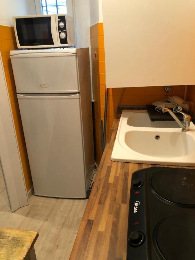 Charming 1-Bed Apartment In Milano Kültér fotó